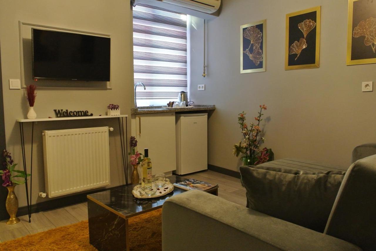 Emirhan Guesthouse & Suites Provincia di Provincia di Istanbul Esterno foto