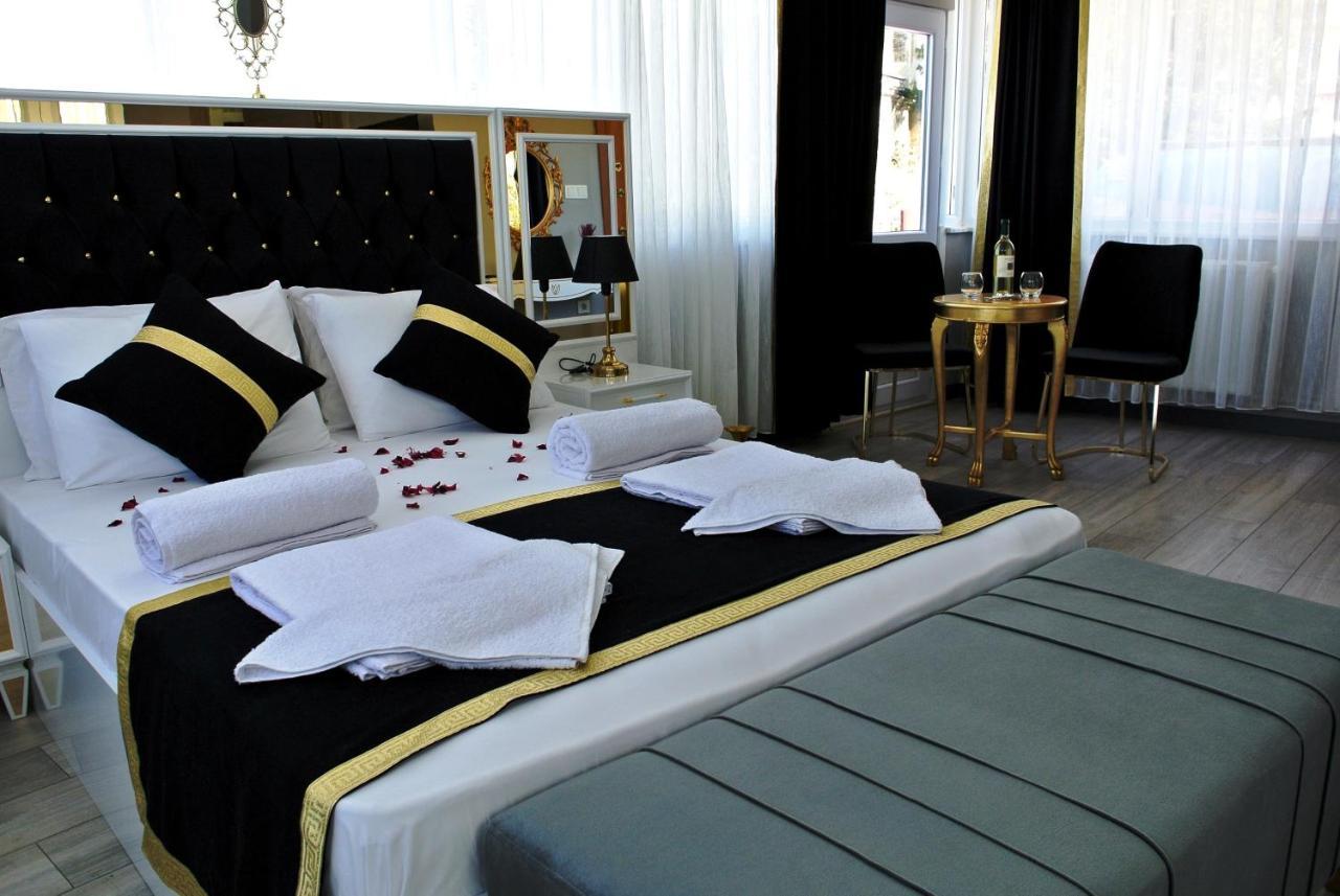 Emirhan Guesthouse & Suites Provincia di Provincia di Istanbul Esterno foto
