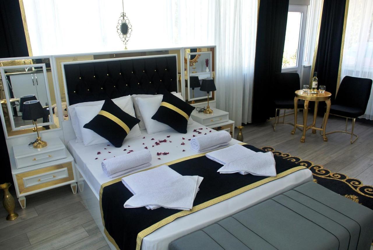 Emirhan Guesthouse & Suites Provincia di Provincia di Istanbul Esterno foto