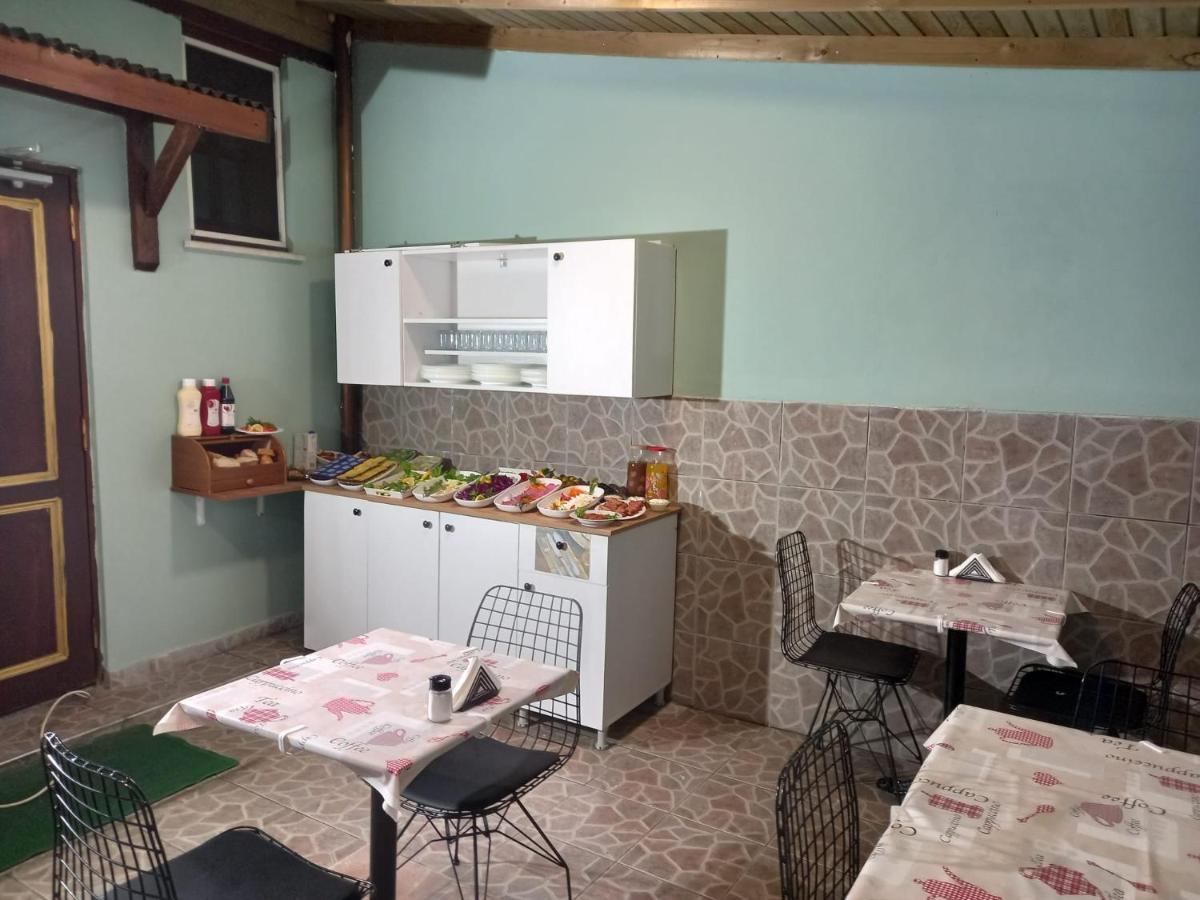Emirhan Guesthouse & Suites Provincia di Provincia di Istanbul Esterno foto